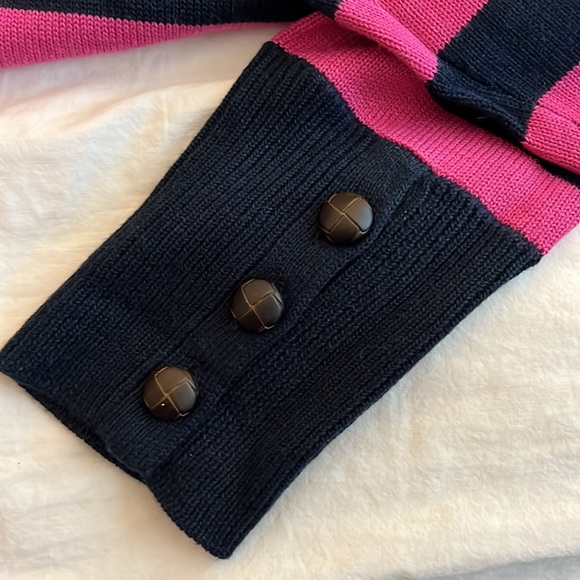 Vineyard Vines Sweater - Picture 3 of 6